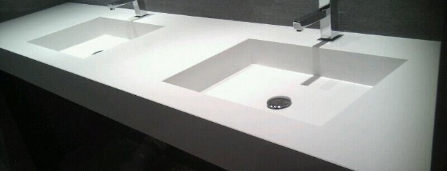 /carousel.encimera.baño.silestone.blanco.zeus.title